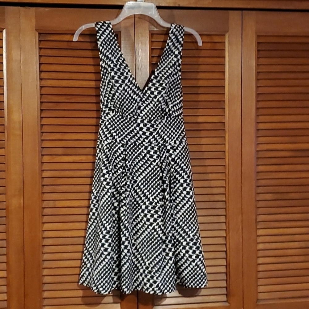 Stylish Victoria's Secret Black and White Dress